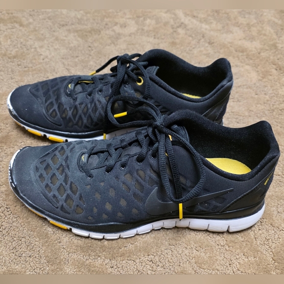 Nike Free 4.0 v2 Livestrong Running Shoes Women’s Size 10 - Picture 1 of 8